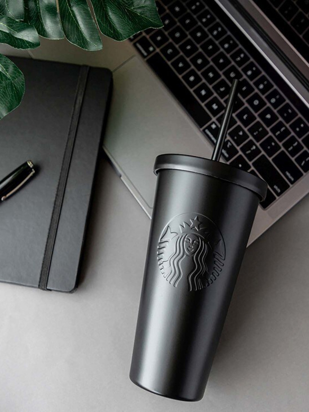 

Starbucks Black Stainless Steel Matte Cup With Straw & Lid 473 ml