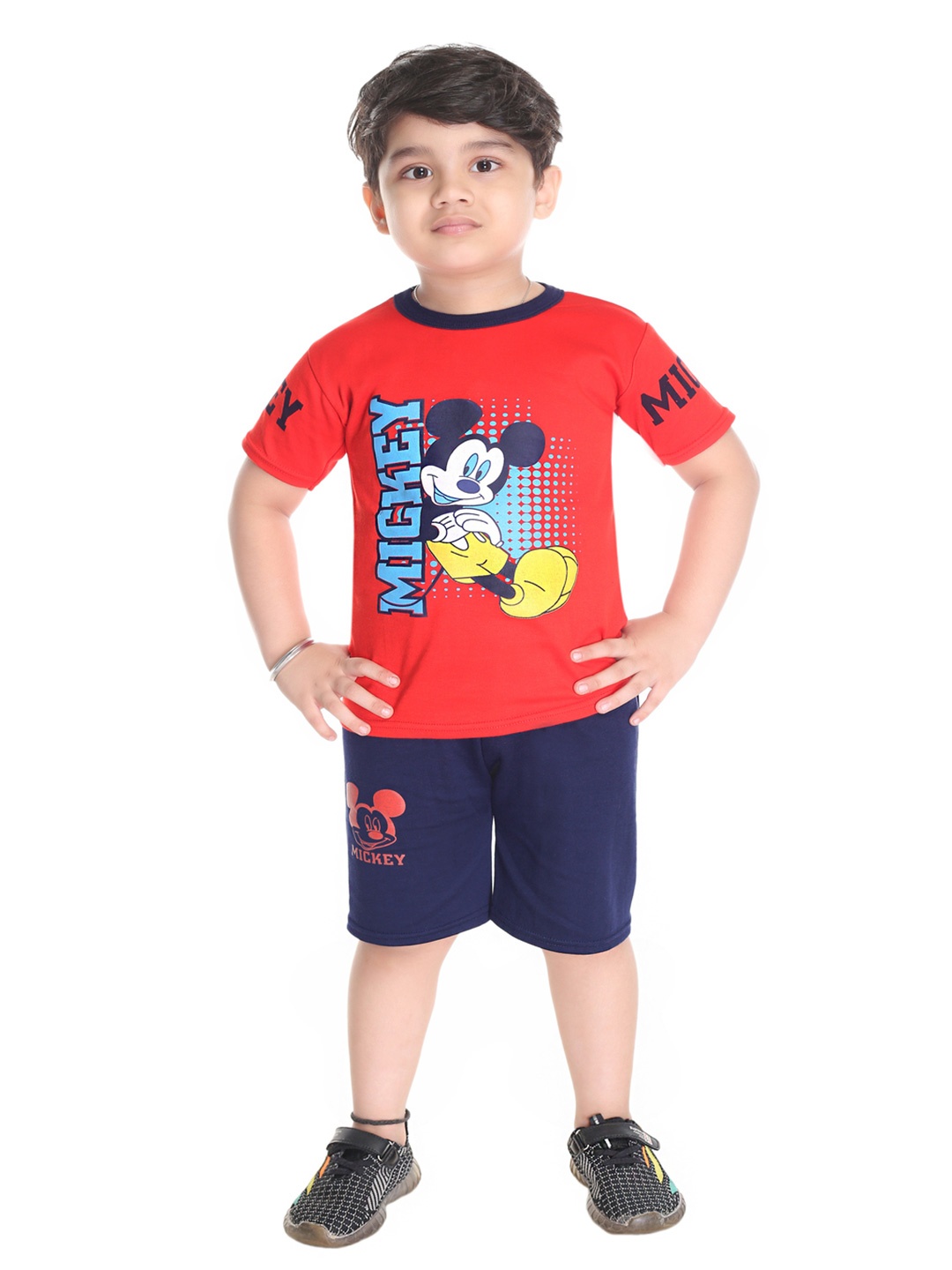 

BAESD Boys Mickey Mouse Printed T-shirt with Shorts, Red