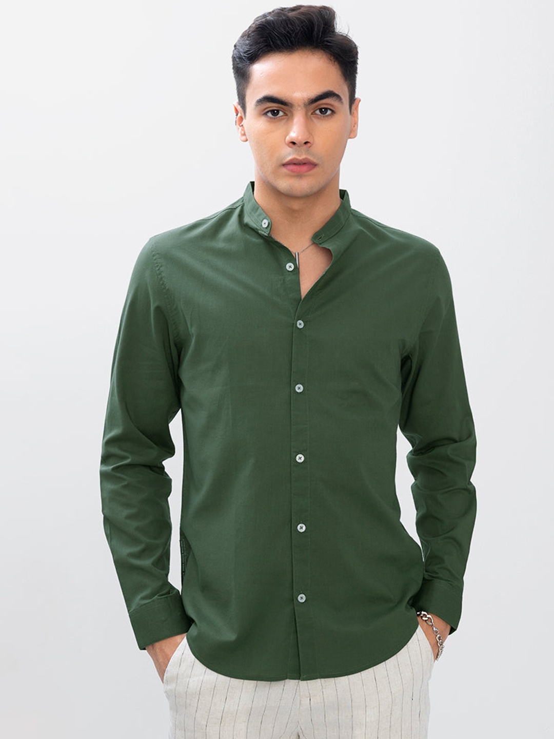 

Snitch Green Mandarin Collar Classic Slim Fit Casual Cotton Shirt