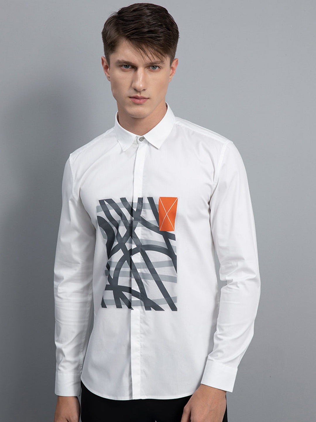 

Snitch Men White Classic Slim Fit Opaque Printed Cotton Casual Shirt