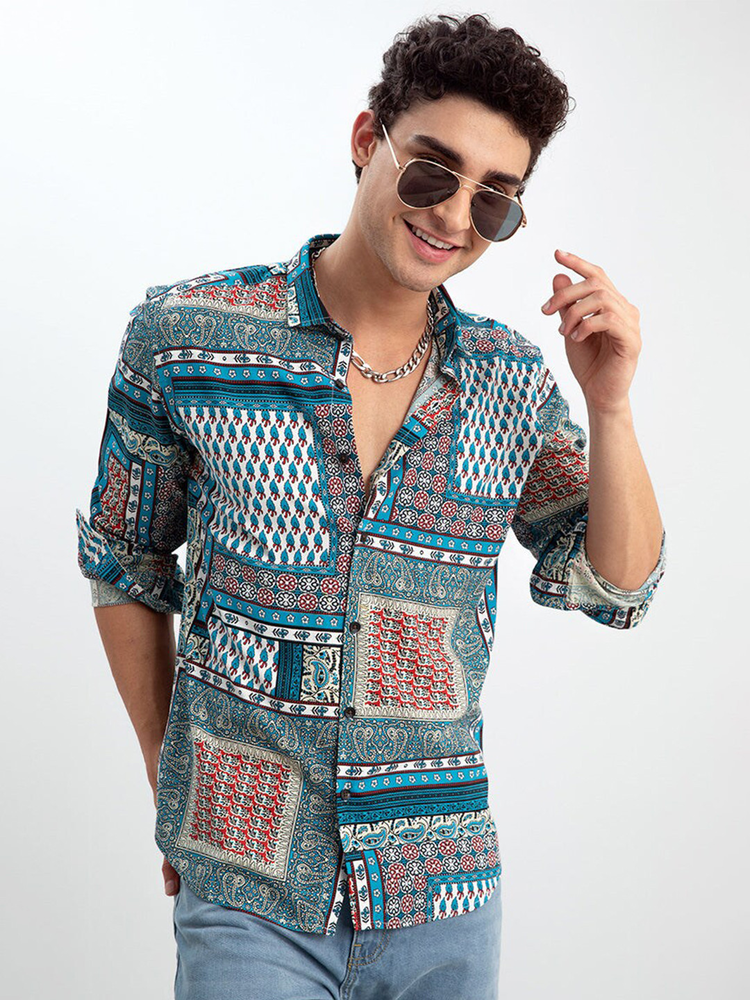 

Snitch Blue Ethnic Motifs Printed Classic Slim Fit Opaque Casual Shirt