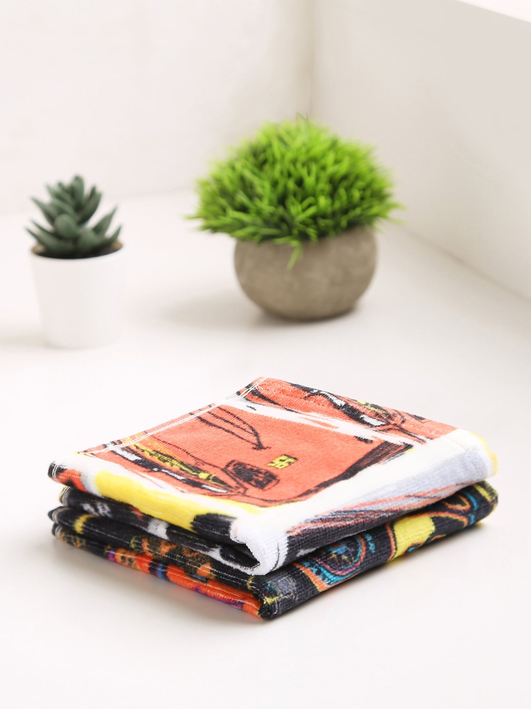

SPACES Red & Blue 2 Pieces Spaces Disney Car Printed 380 GSM Pure Cotton Face Towels