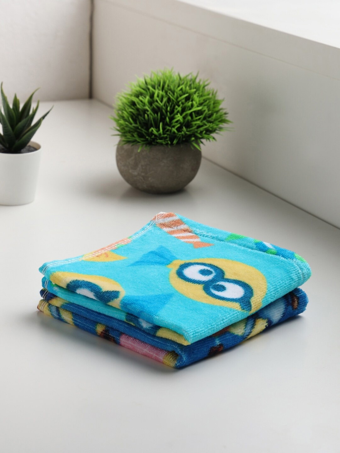

SPACES Blue & Yellow 2 Pieces Universal Minions Printed Cotton Face Towels