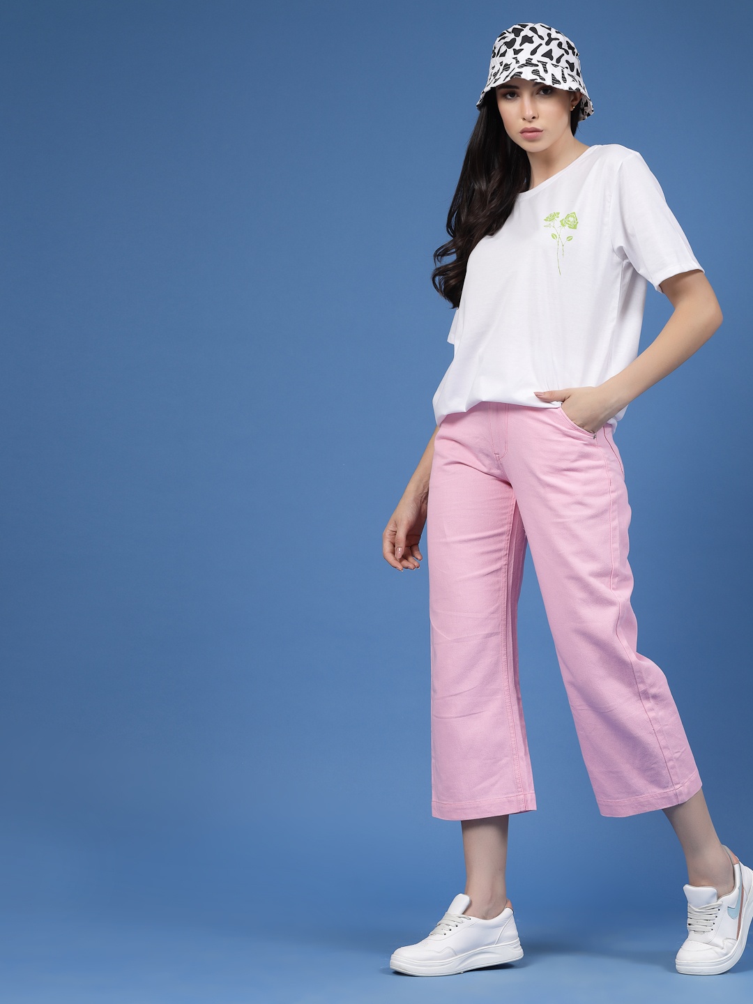 

Rigo Pure Cotton Printed Drop-Shoulder Sleeves T-shirt, White
