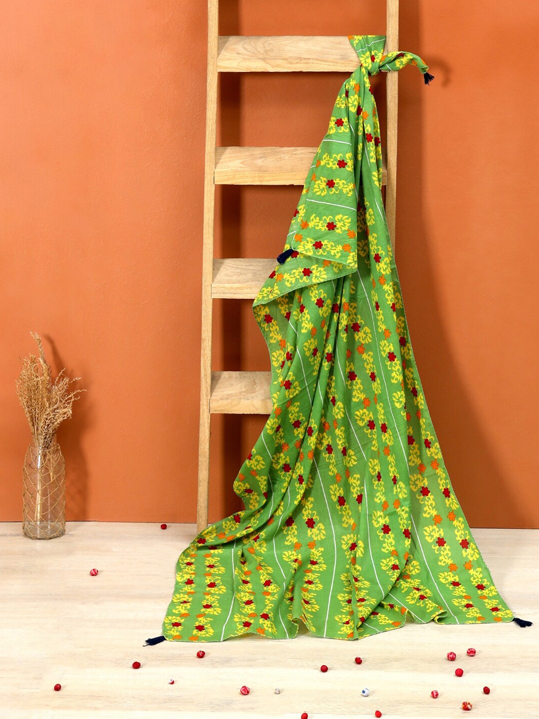 

Contrast Living Women Printed Cotton Scarf, Green