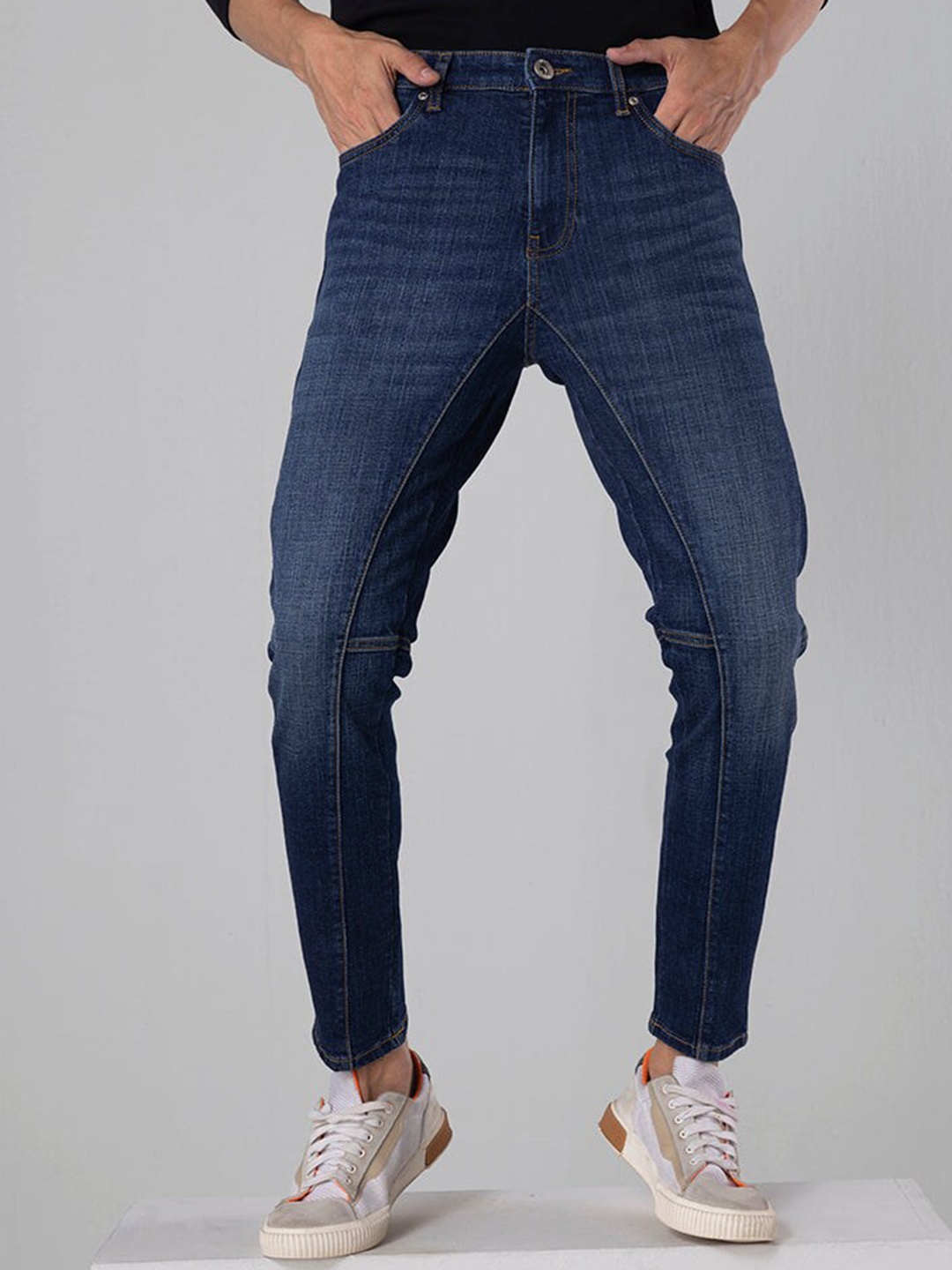 

Snitch Men Blue Skinny Fit Light Fade Clean Look Cotton Jeans