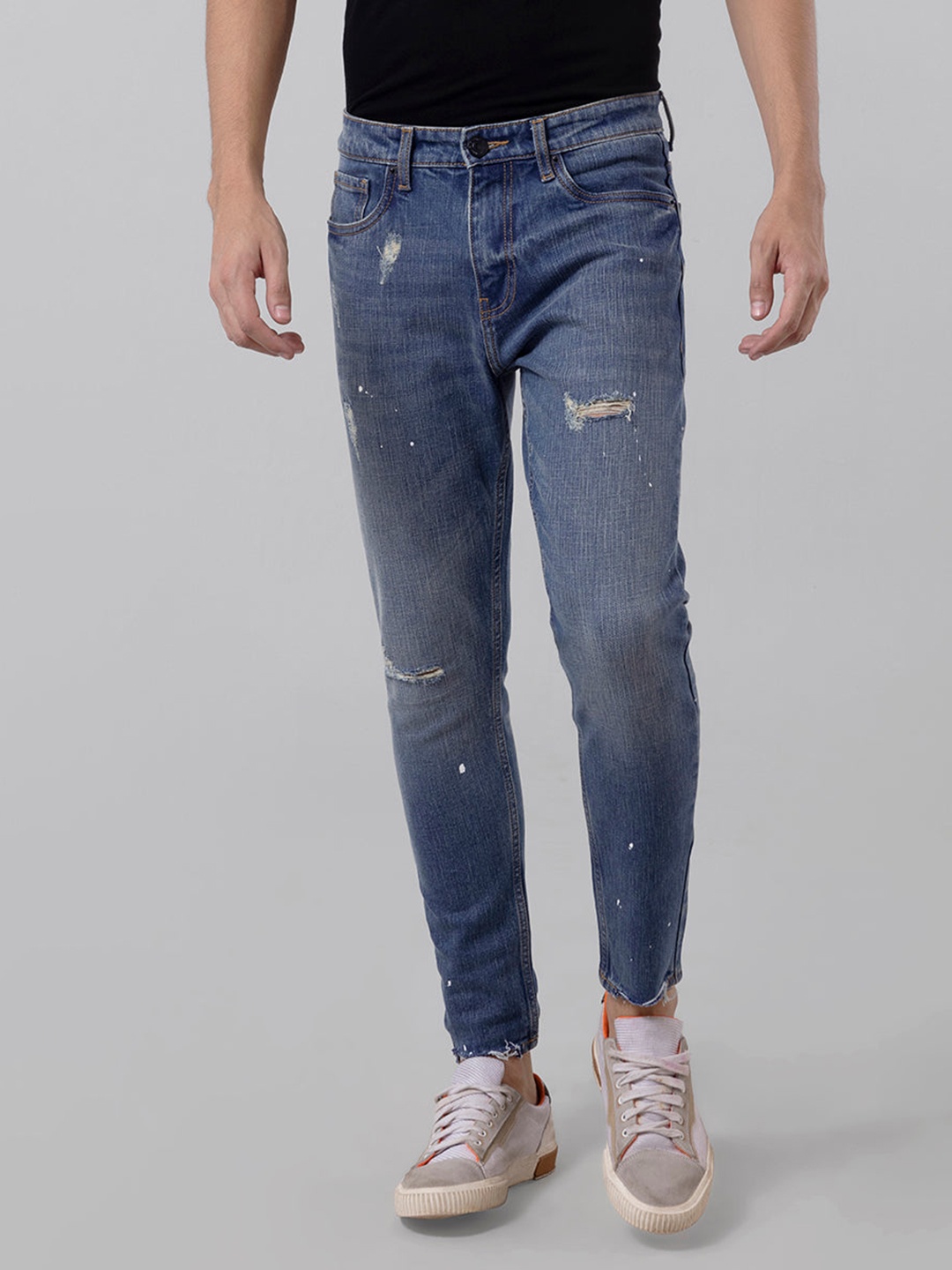 

Snitch Men Blue Skinny Fit Mildly Distressed Light Fade Cotton Jeans