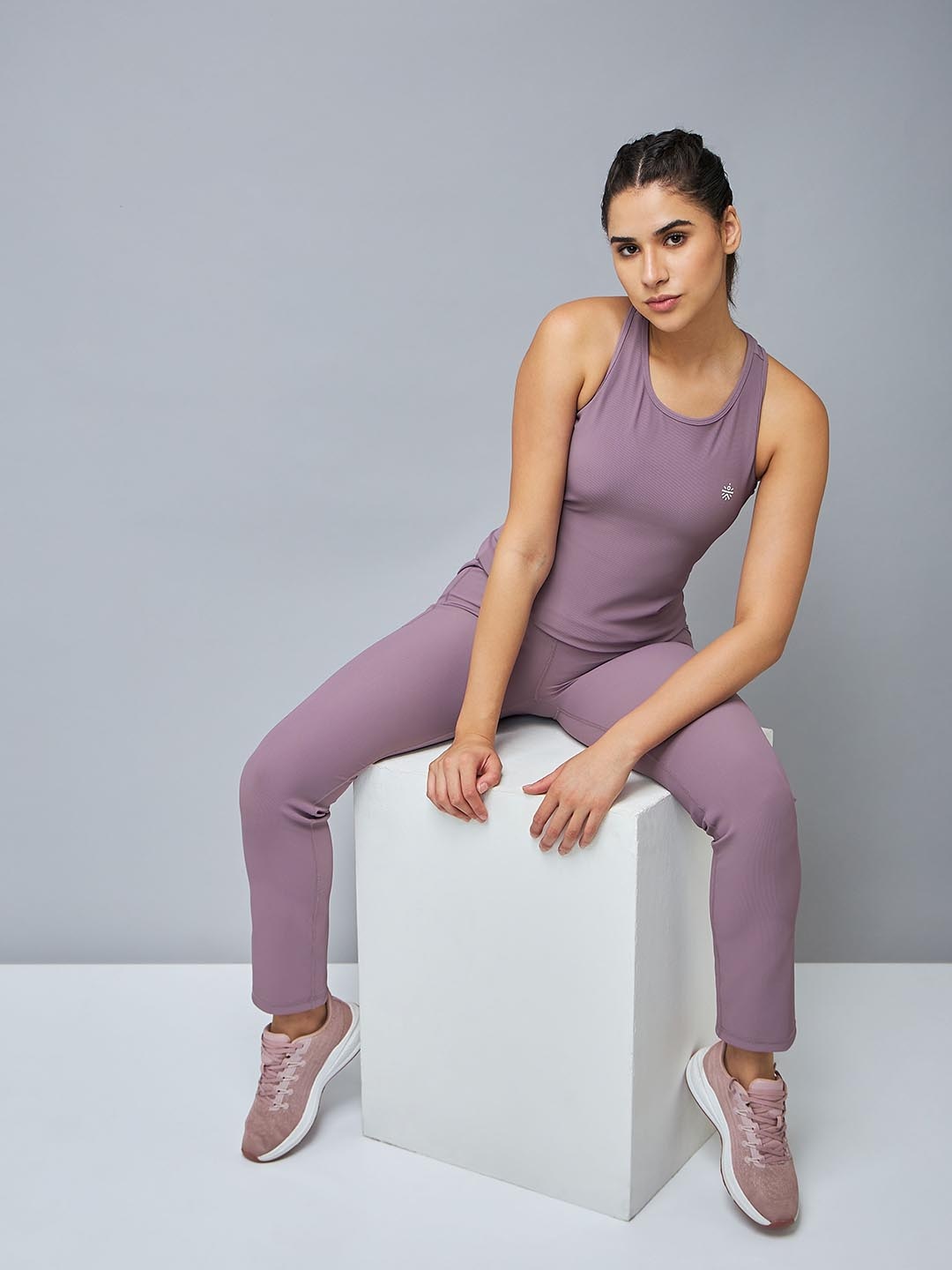 

CULT Solid Racerback Tank Top, Pink