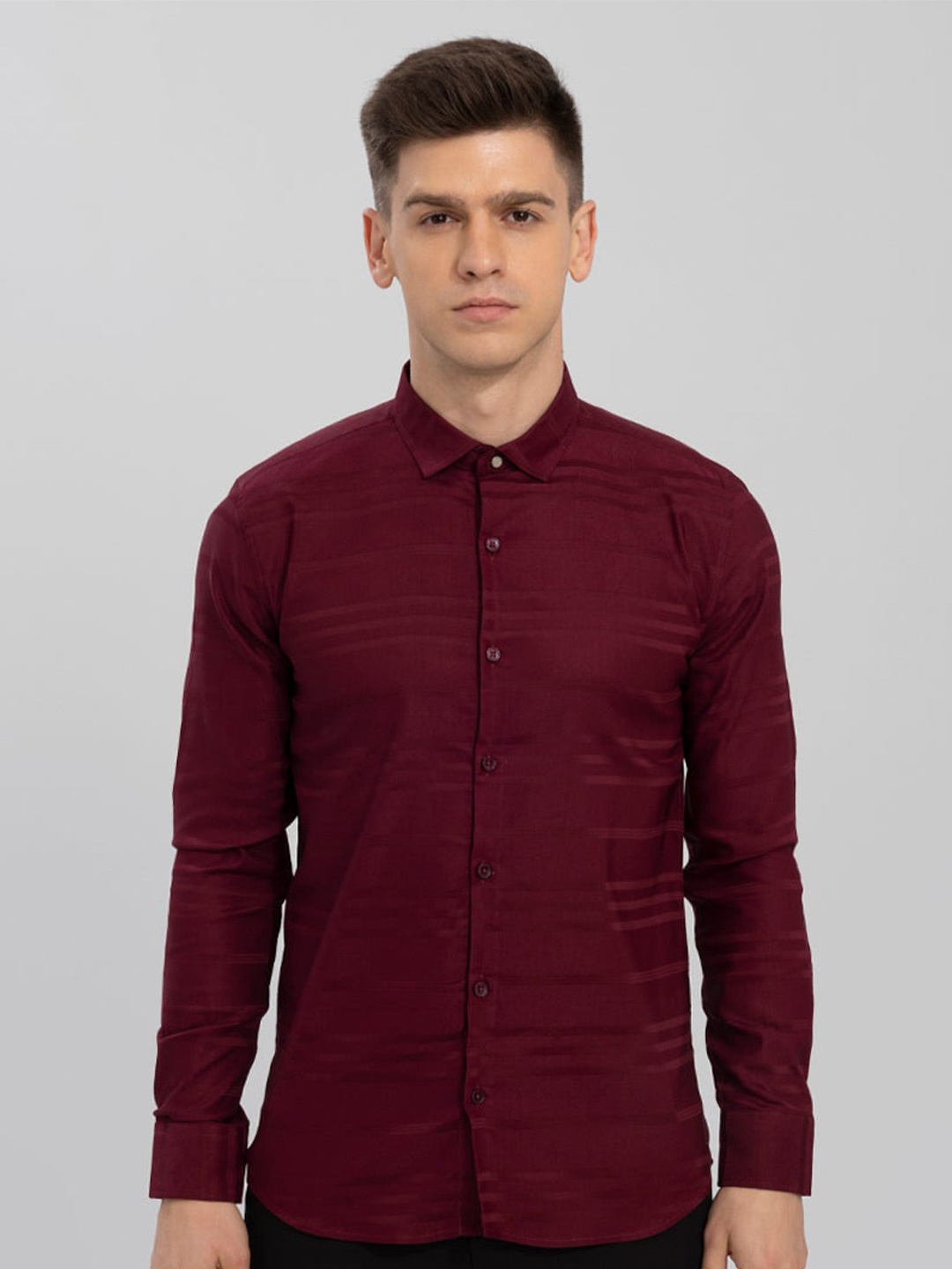 

Snitch Maroon Classic Slim Fit Horizontal Stripes Cotton Casual Shirt