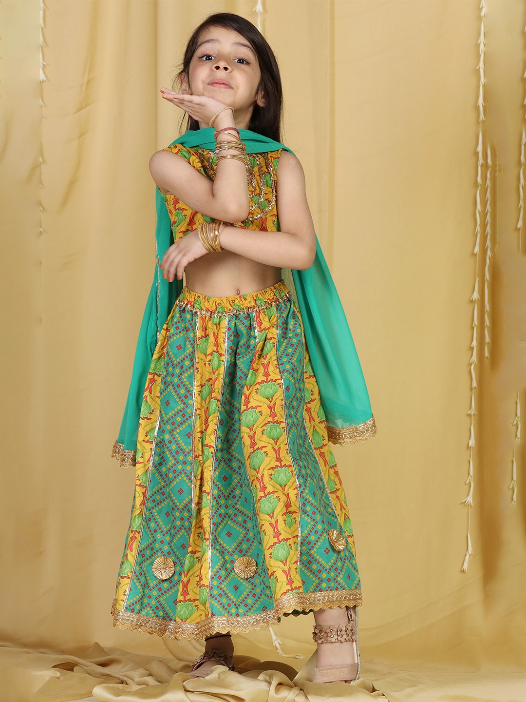 

Aj DEZInES Girls Floral Printed Pure Cotton Ready to Wear Lehenga & Blouse With Dupatta, Green