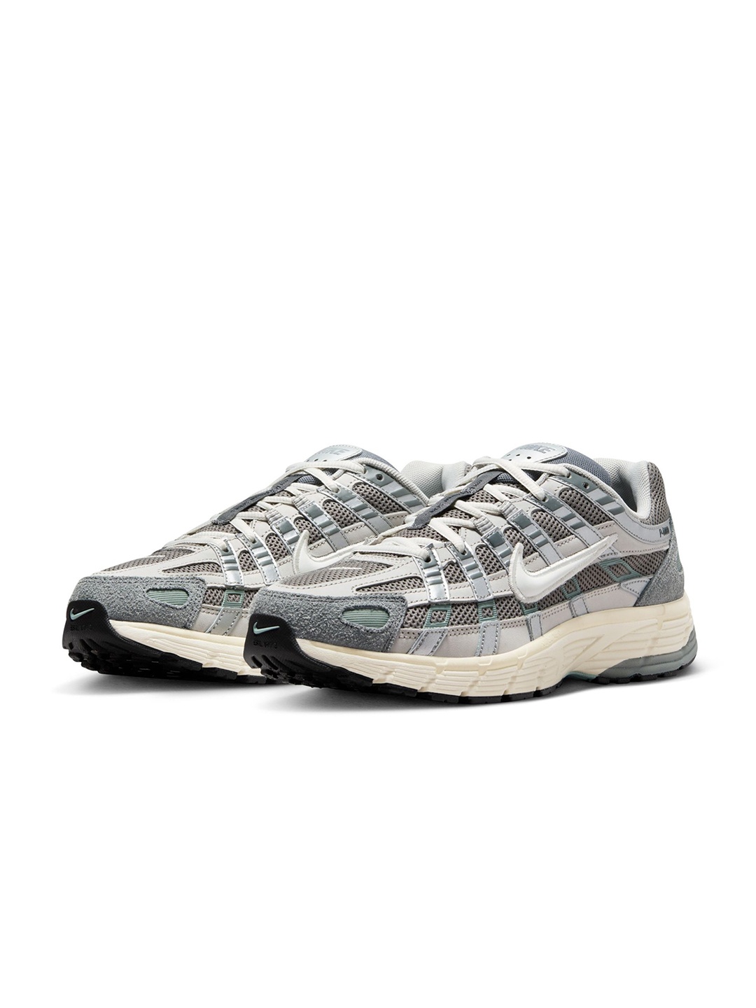 

Nike Men P-6000 Sneakers, Grey
