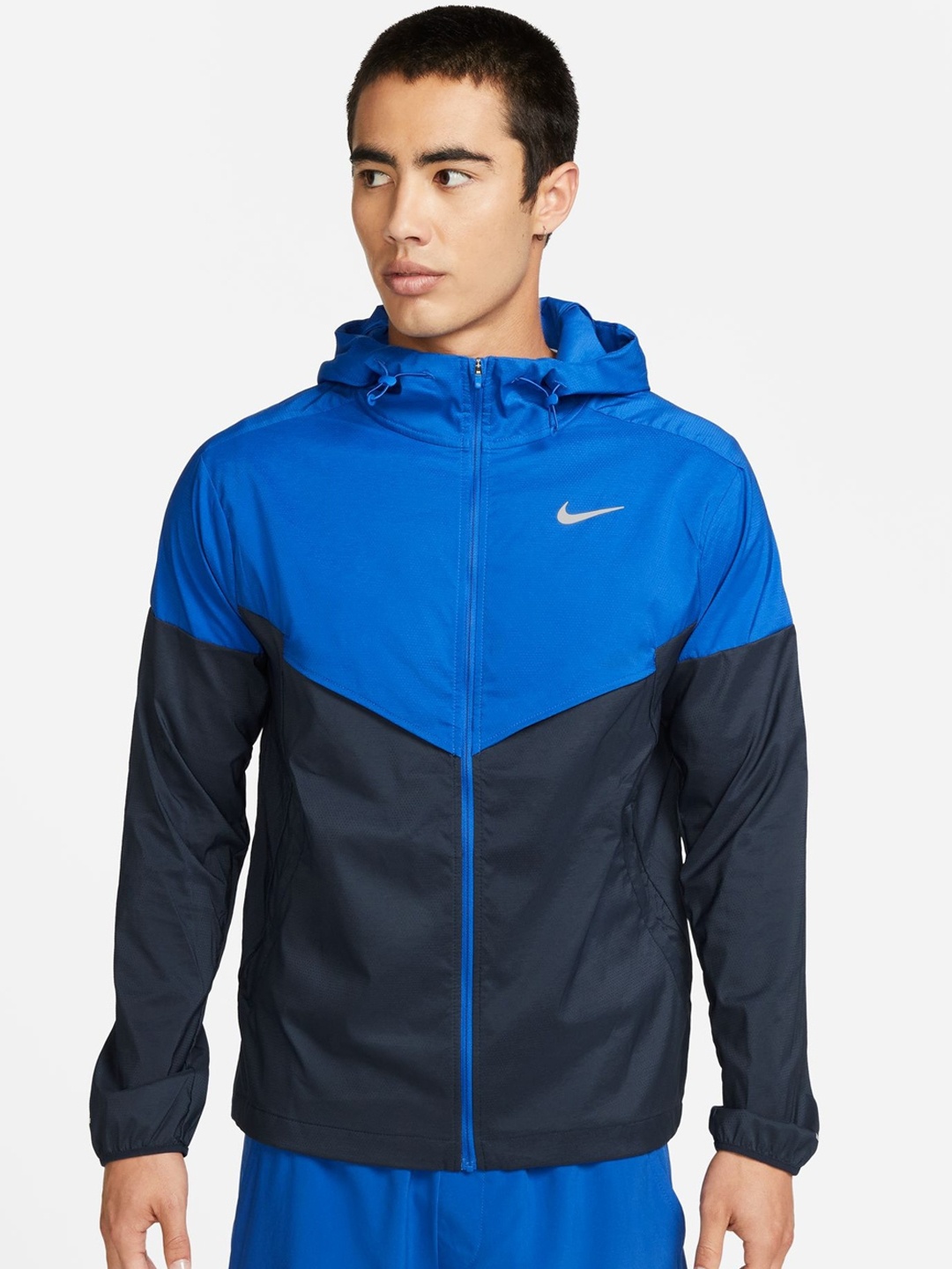 

Nike AS M NK IMP Lght WindRrnner Jkt Logo Printed Hooded Jacket, Blue