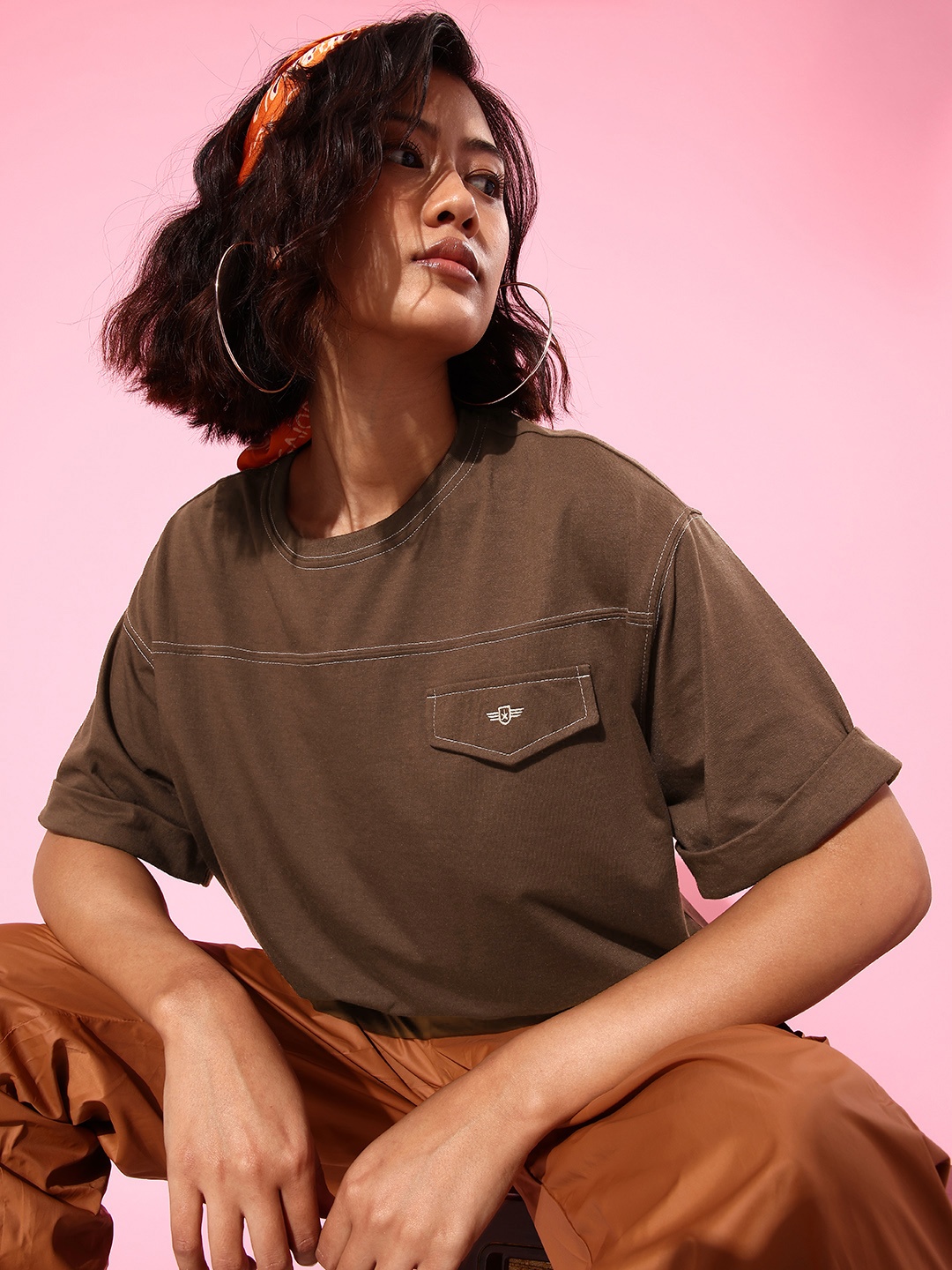 

The Roadster Life Co. Solid Drop-Shoulder Sleeves Casual T-shirt, Brown