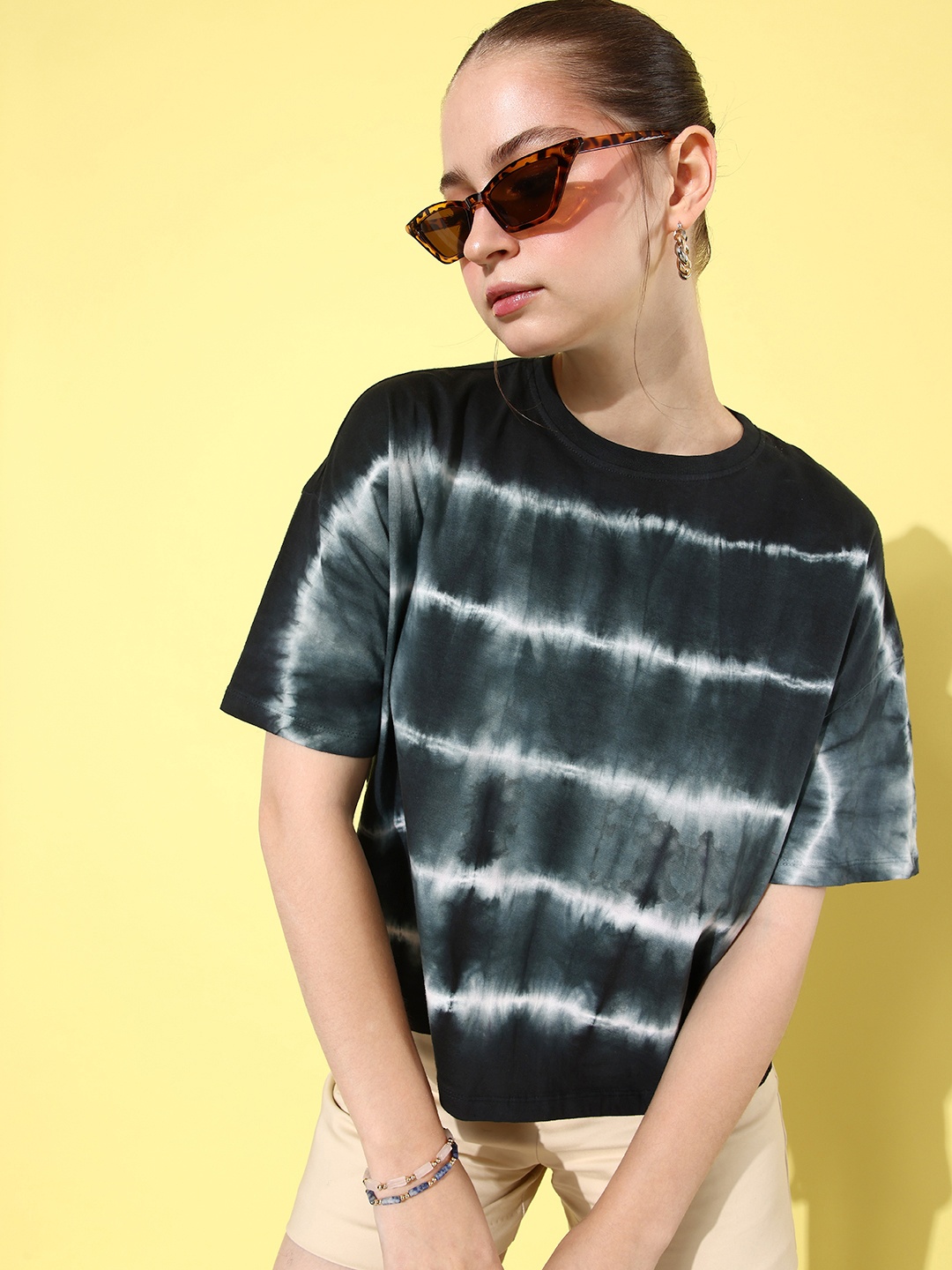 

The Roadster Life Co. Tie and Dye Drop-Shoulder Pure Cotton T-shirt, Black