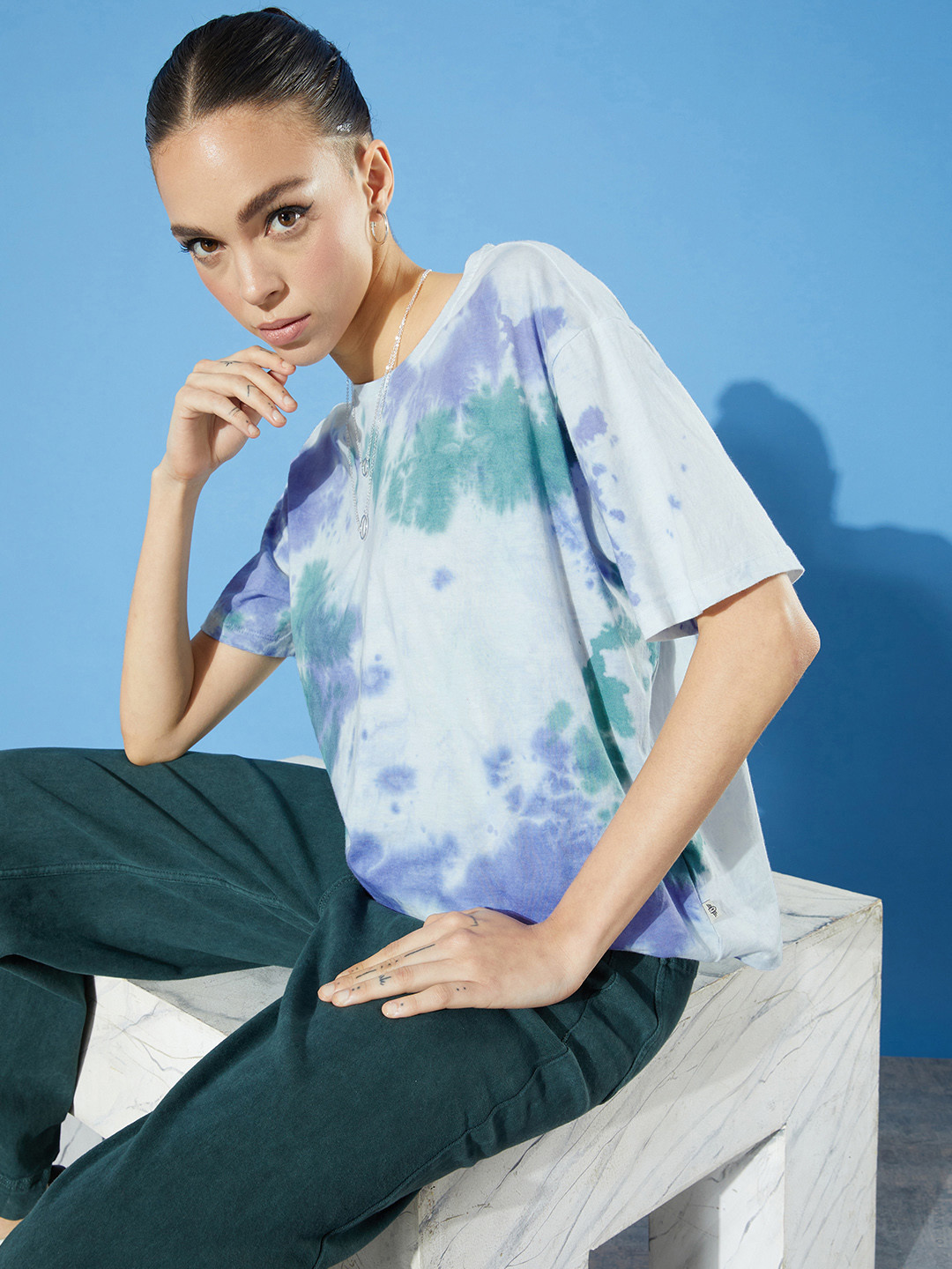 

The Roadster Life Co. Tie and Dye Printed Drop-Shoulder Sleeves Pure Cotton T-shirt, Green