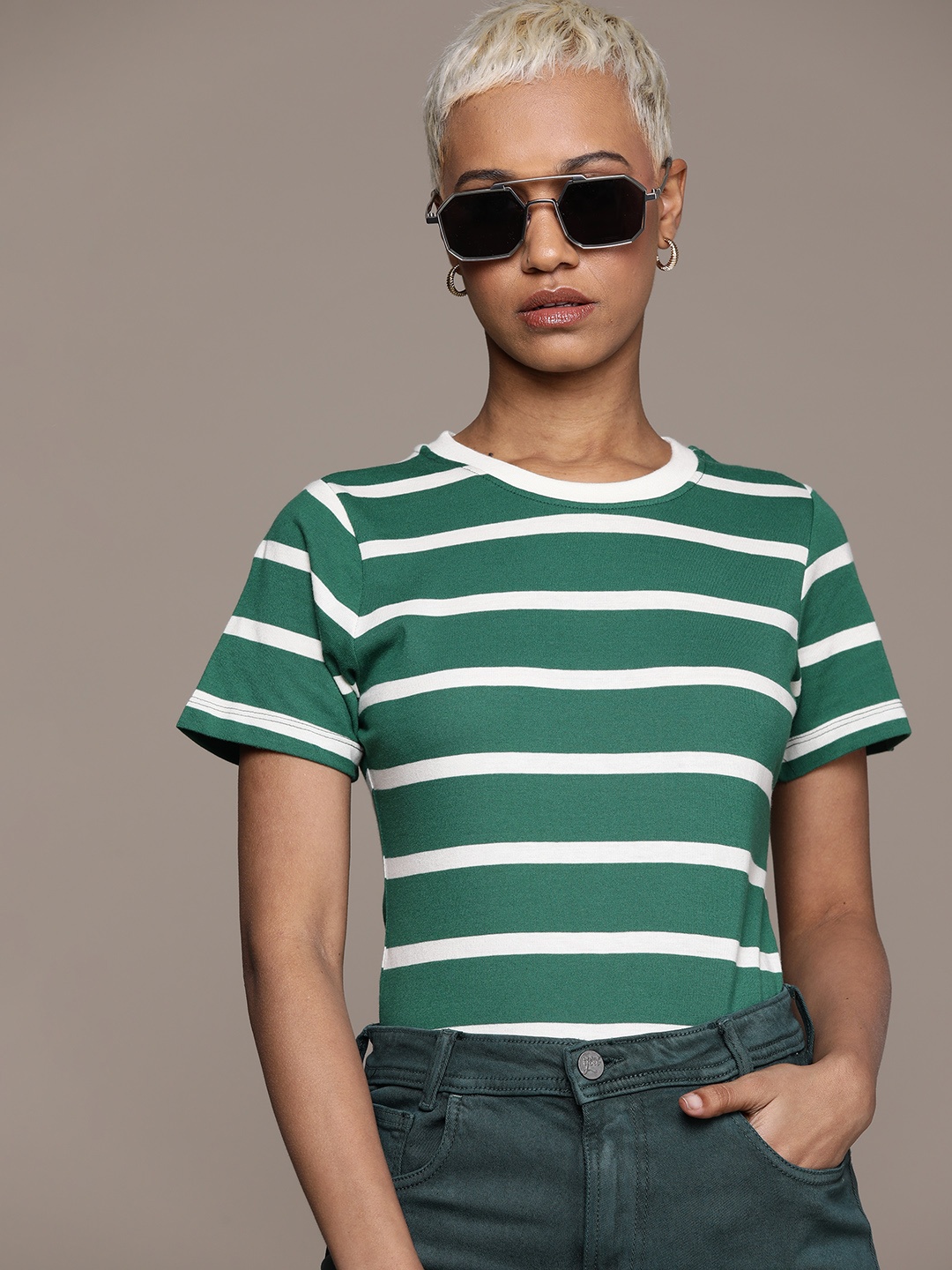 

The Roadster Lifestyle Co. Striped Slim Fit T-shirt, Green