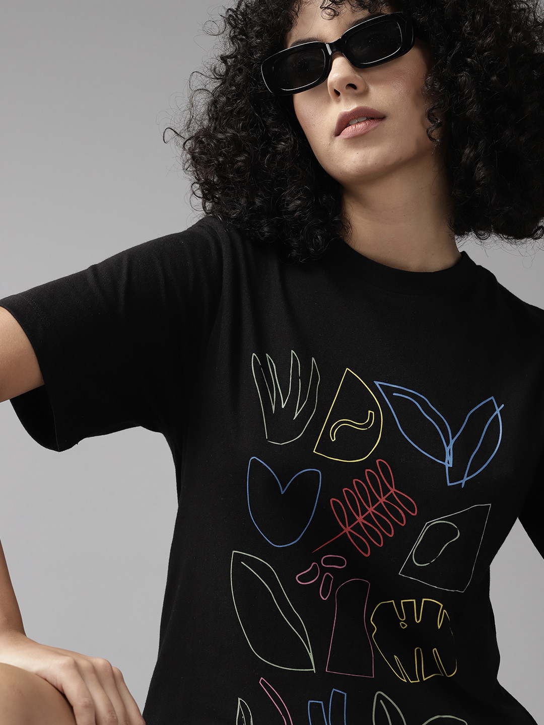

The Roadster Lifestyle Co. Graphic Printed T-shirt, Black