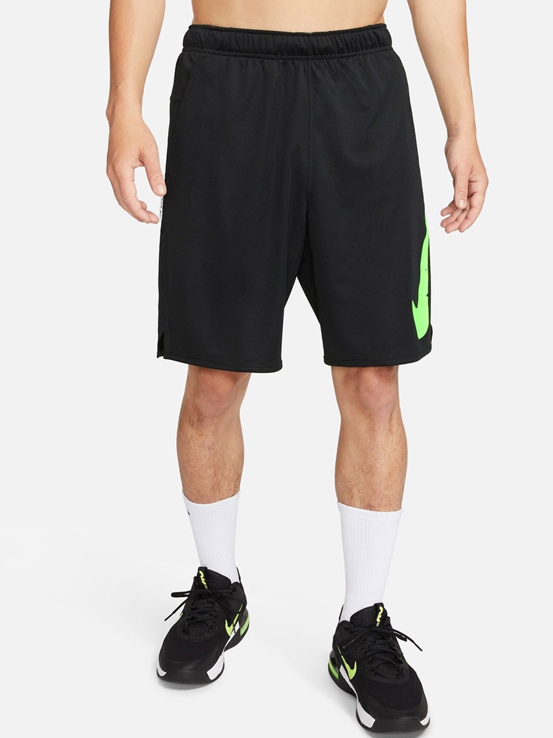 

Nike Men Dri-FIT Totality Studio '72 Sports Shorts, Black