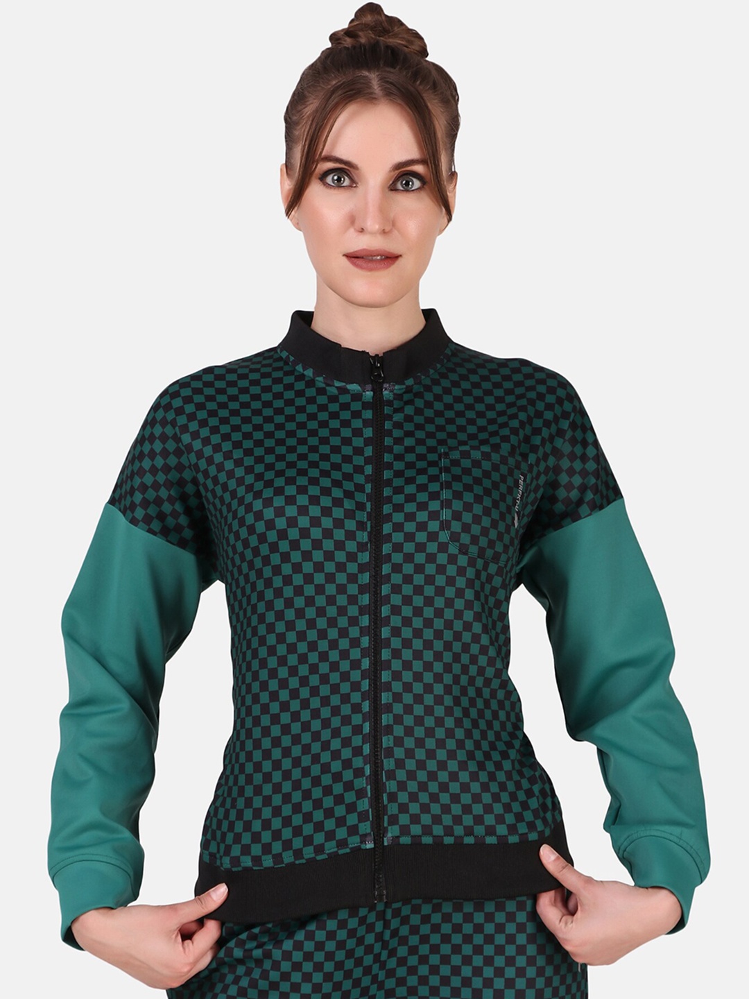 

PERFKT-U Checked Mock Collar Tracksuit, Green