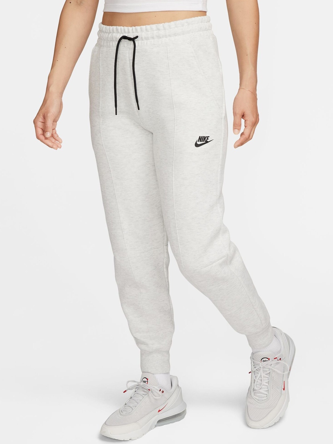

Nike Women Sportswear Tech Joggers, Grey