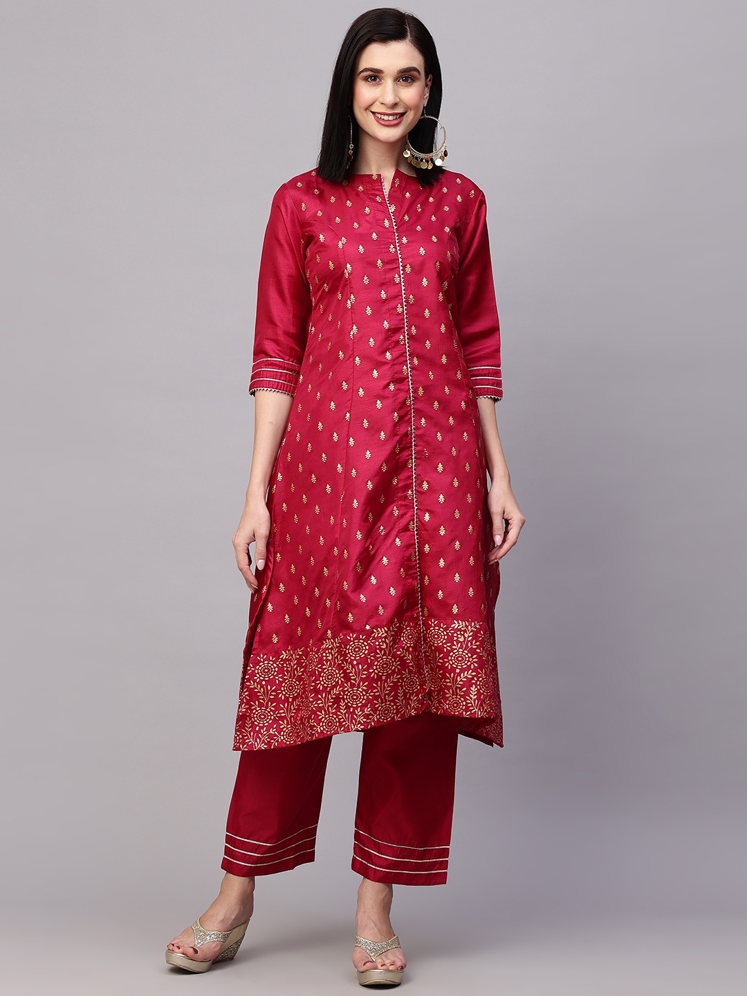 

HERE&NOW Round Neck Floral Printed Regular Gotta Patti Kurta with Trousers, Pink