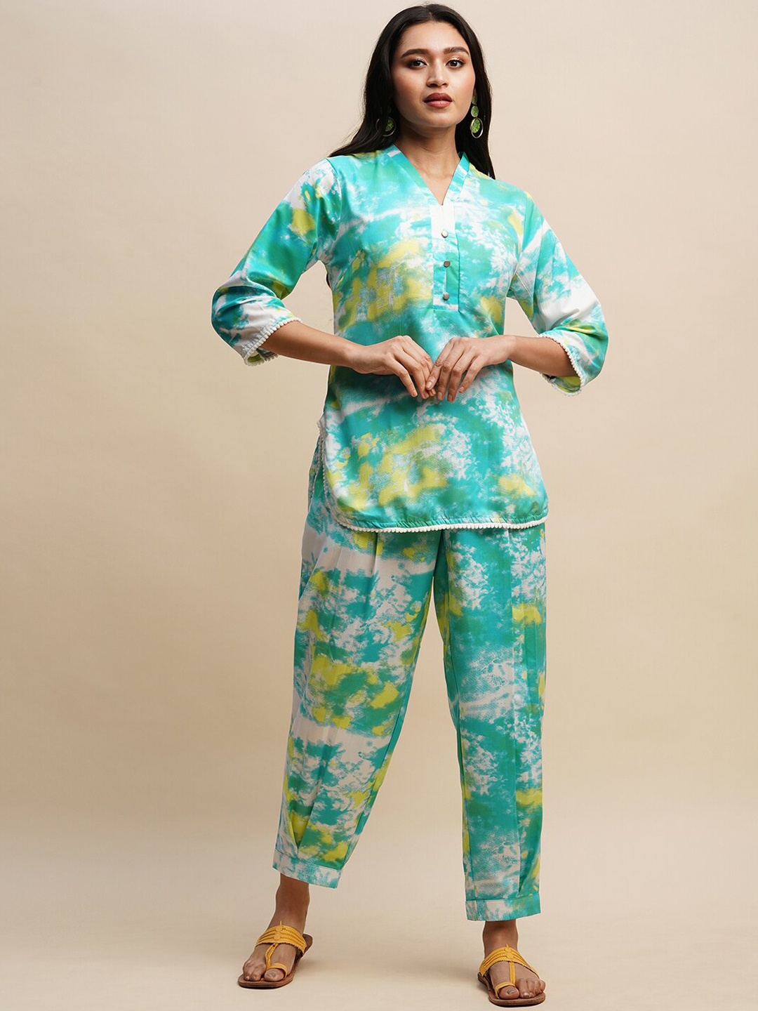

all about you Blue & White Tie & Dye Kurti & Trousers