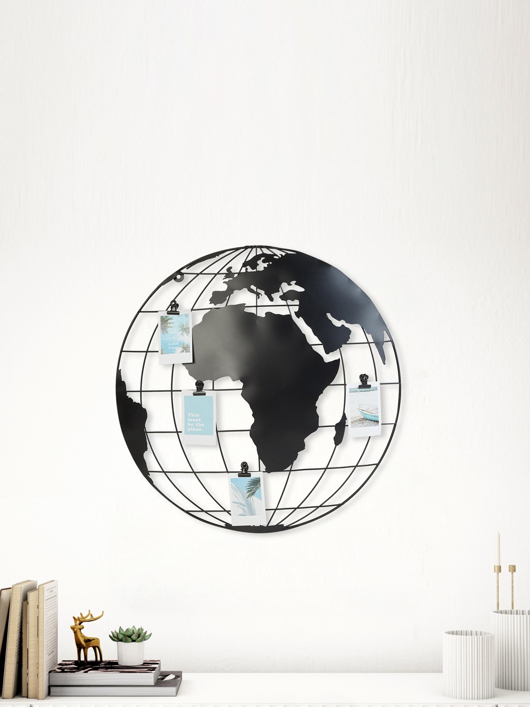 

Home Centre Black Printed Globe Picture Frame