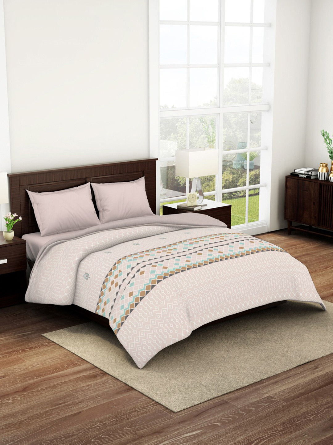 

SPACES Hygro Pink Geometric AC Room 150 GSM Pure Cotton Single Bed Quilt