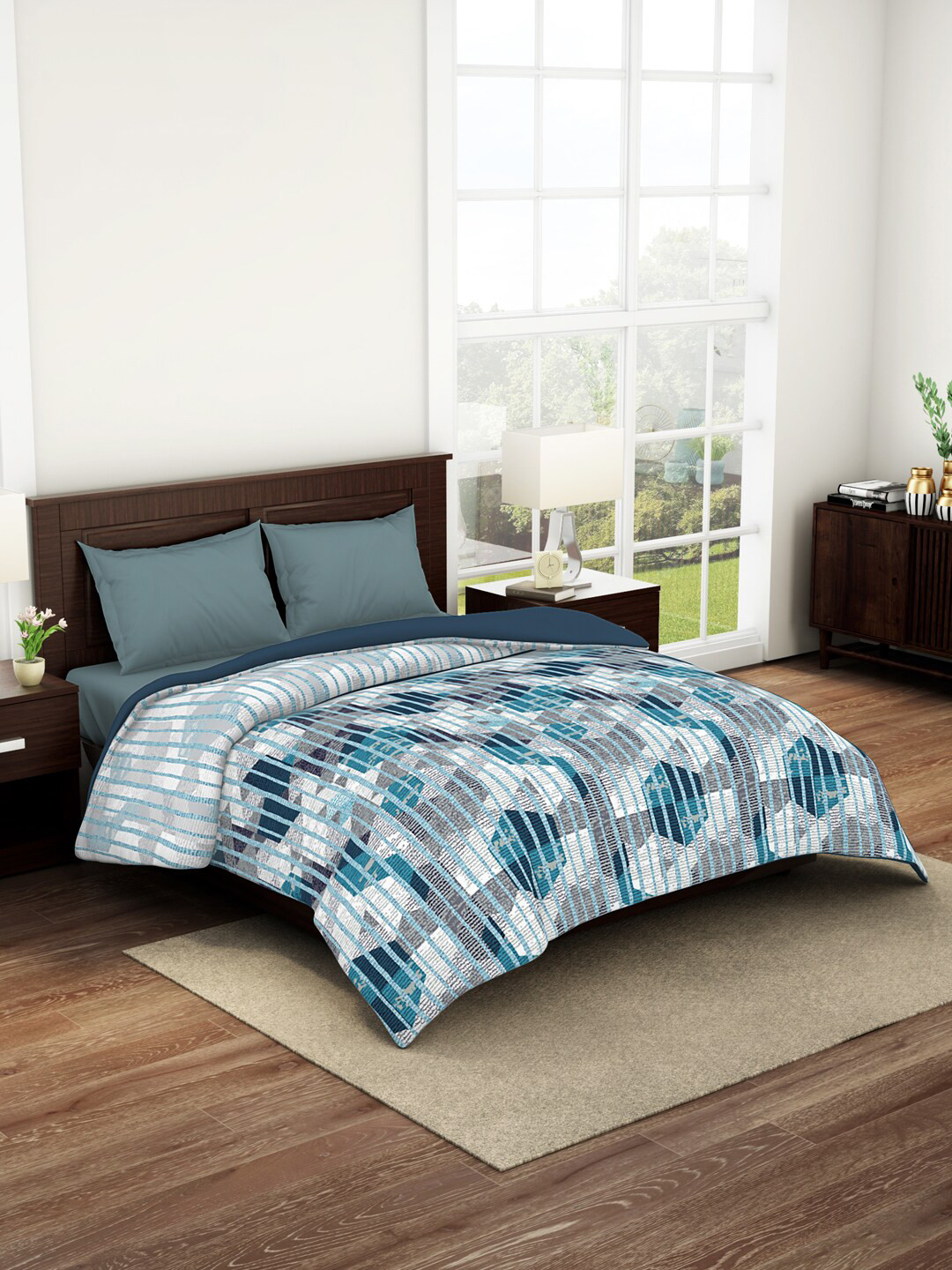 

Welspun Grey Striped Microfiber AC Room 150 GSM Double Bed Dohar