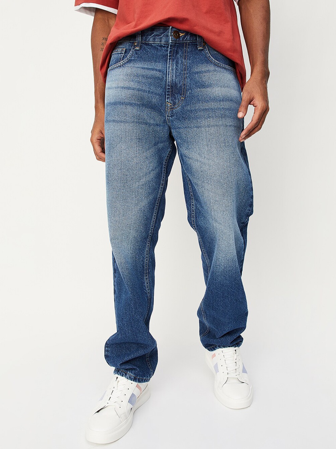 

max Men Mid-Rise Heavy Fade Jeans, Blue