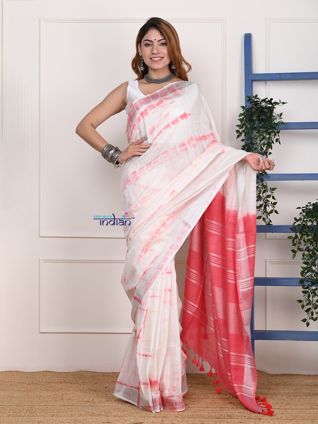 

Very Much Indian Tie and Dye Zari Pure Cotton Saree, White