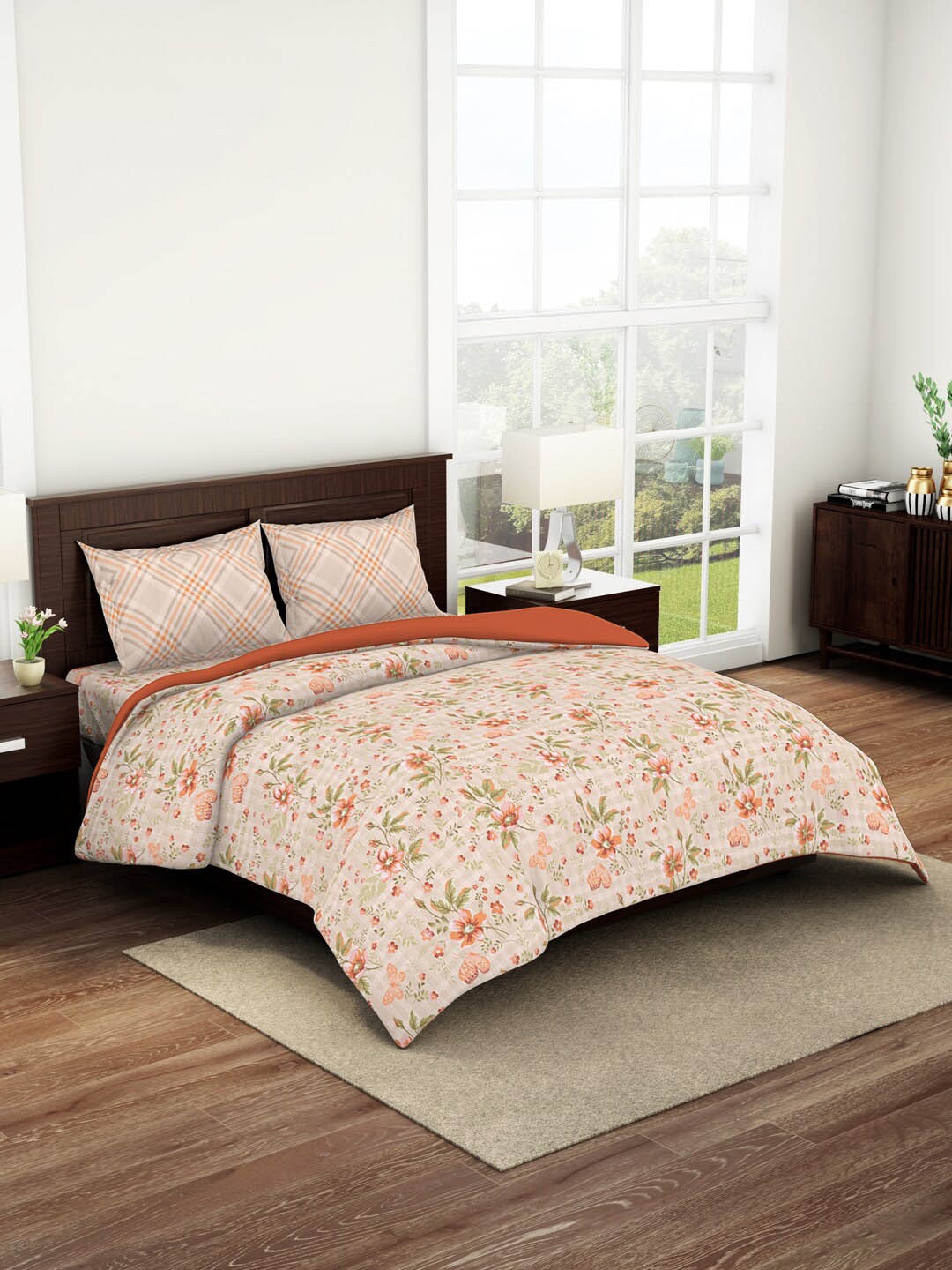 

SPACES Bonica Peach Floral Printed Pure Cotton King Bedding Set