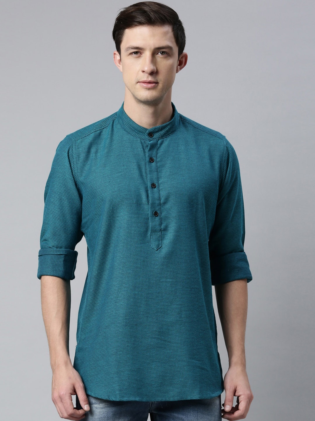 

Cross Court Geometric Woven Design Mandarin Collar Cotton Kurta, Blue