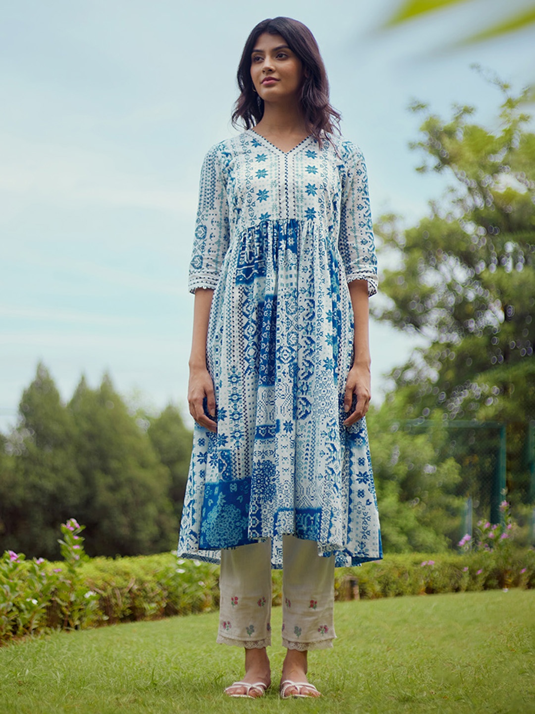 

W Ethnic Motifs Printed V-Neck Pure Cotton A-Line Kurta, White