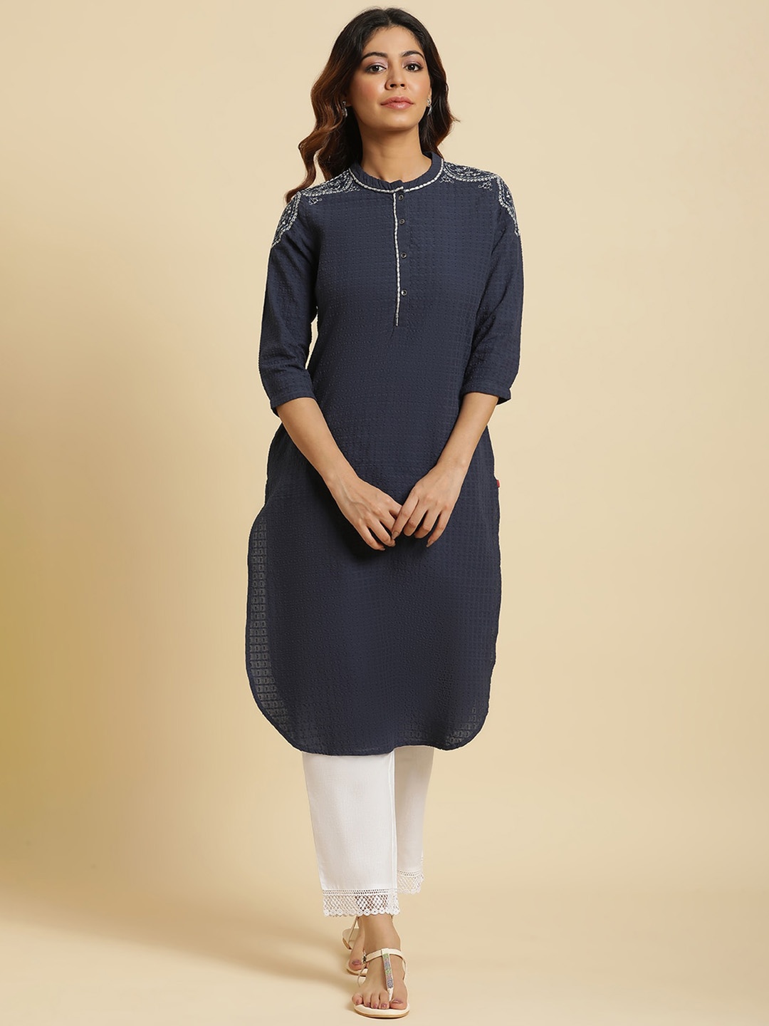 

W Floral Embroidered Mandarin Collar Cotton Regular Kurta, Blue