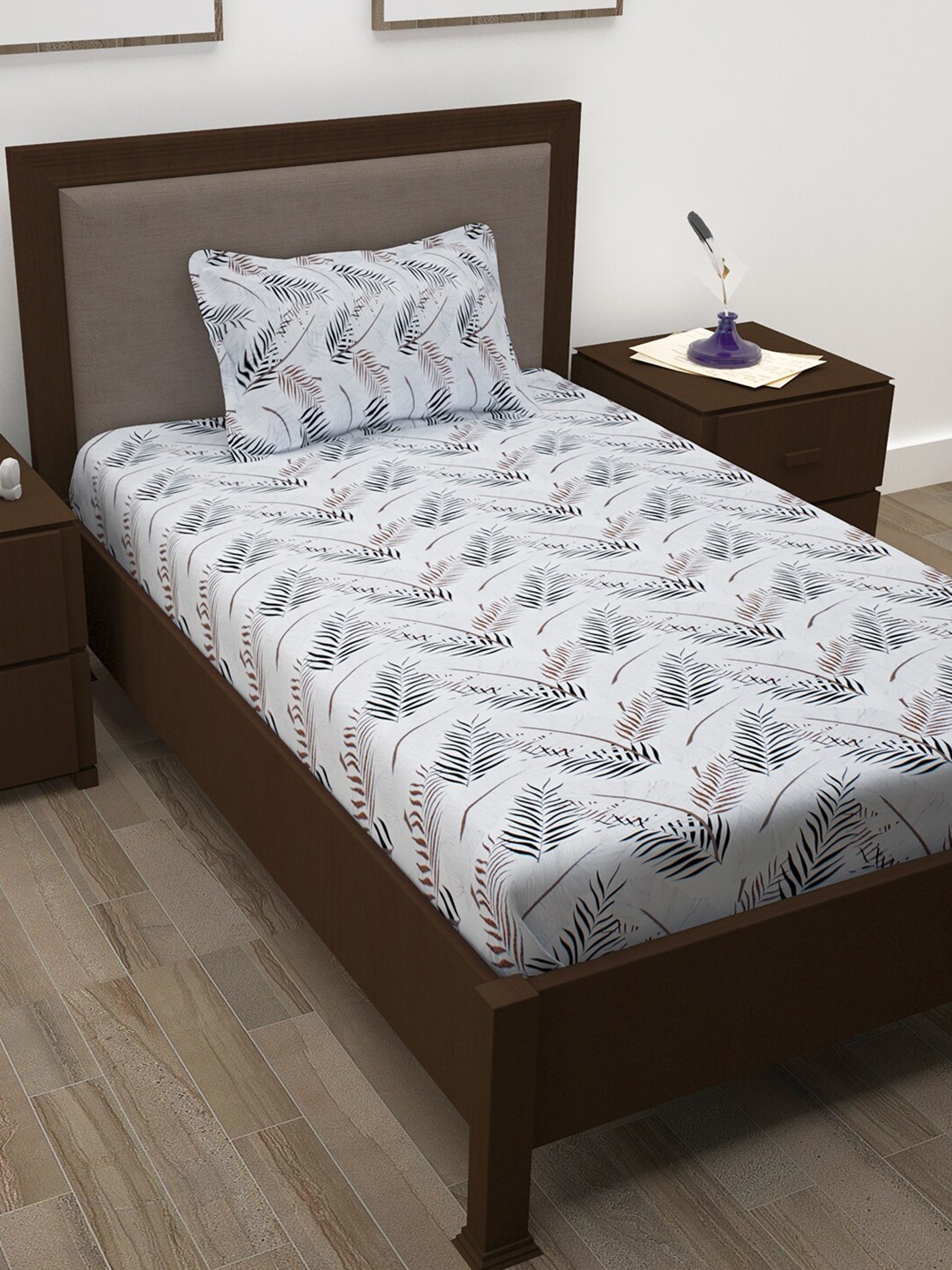 

Story@home Grey & Black Floral Cotton 144 TC Single Bedsheet with 1 Pillow Cover
