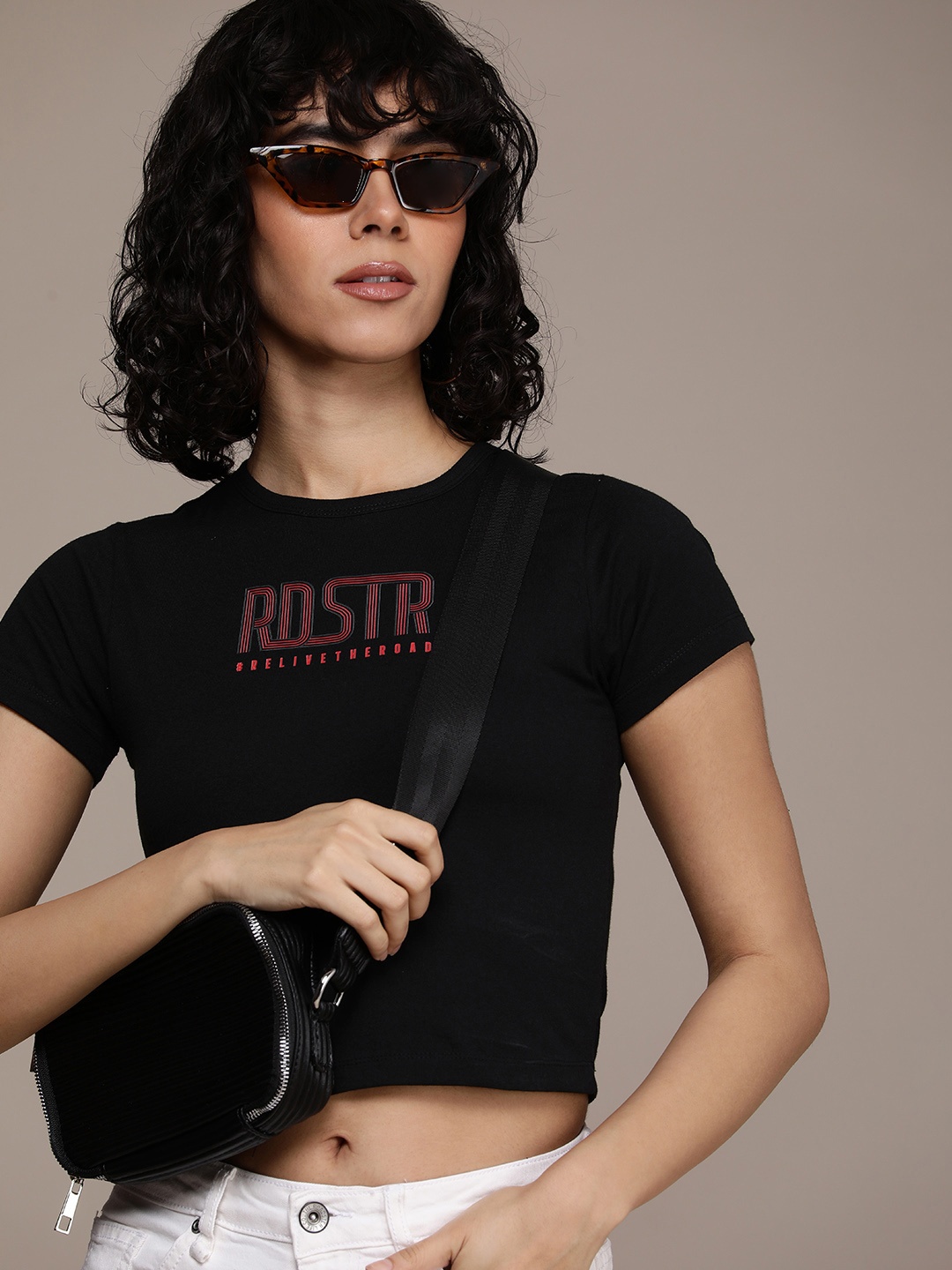 

Roadster Women Typography Printed Slim Fit Bio Finish Cotton T-shirt, Black