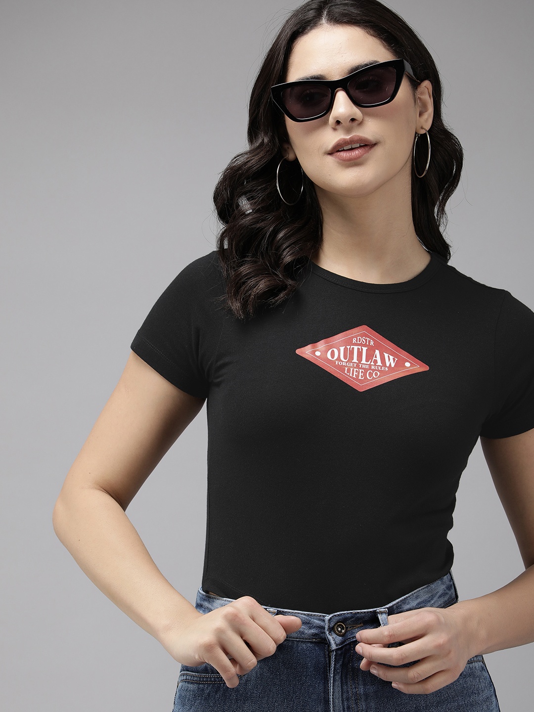 

Roadster Typography Printed Bio Finish Slim Fit Crop T-shirt, Black