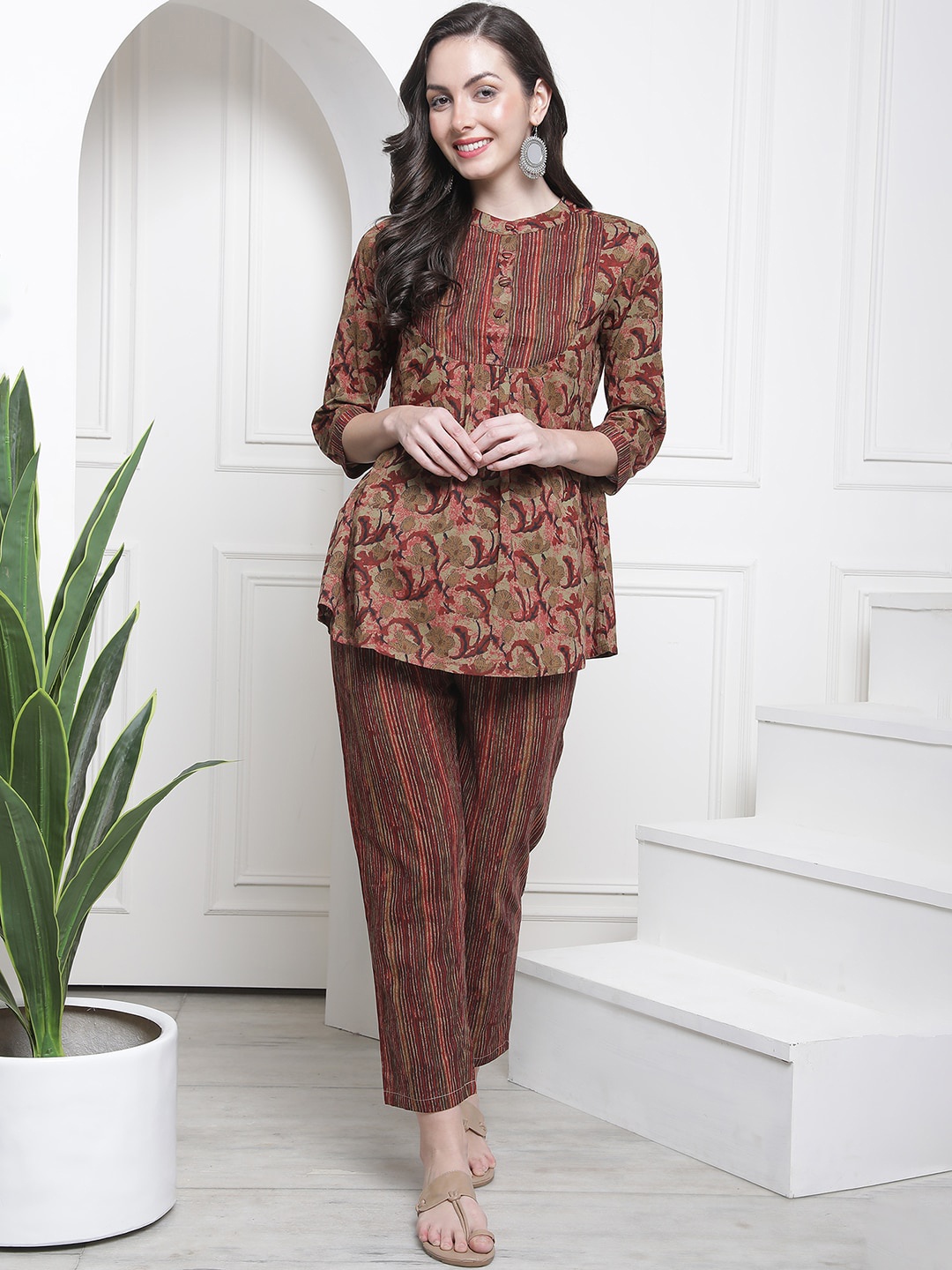 

Claura Maroon Floral Printed Pure Cotton Mandarin Collar Co-ords