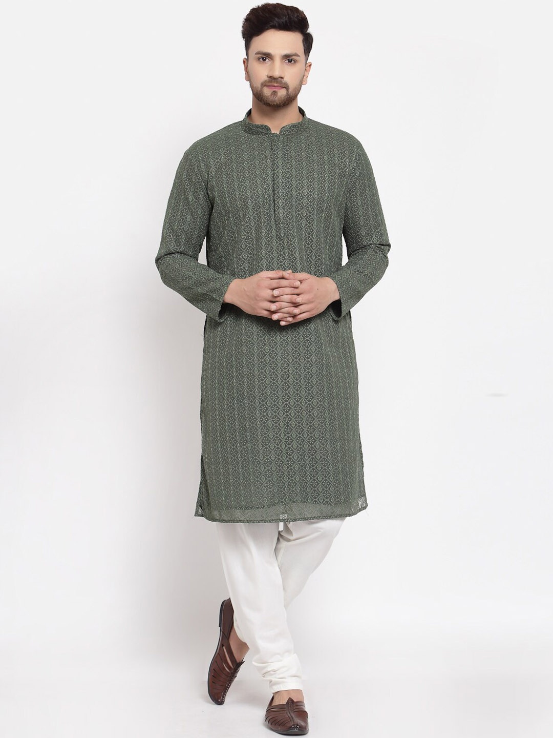 

MOHANLAL SONS Ethnic Motifs Embroidered Mandarin Collar Straight Kurta With Pyjamas, Green