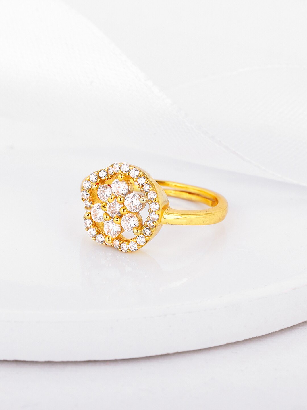 

GIVA 925 Sterling Silver Gold-Plated CZ-Studded Finger Ring