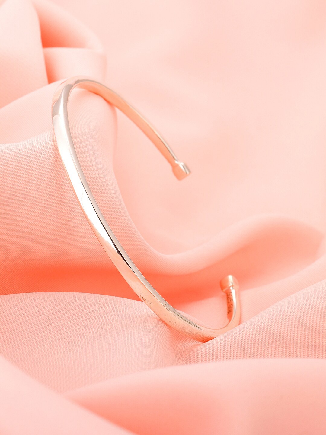 

GIVA 925 Sterling Silver Rhodium-Plated Kada Bracelet