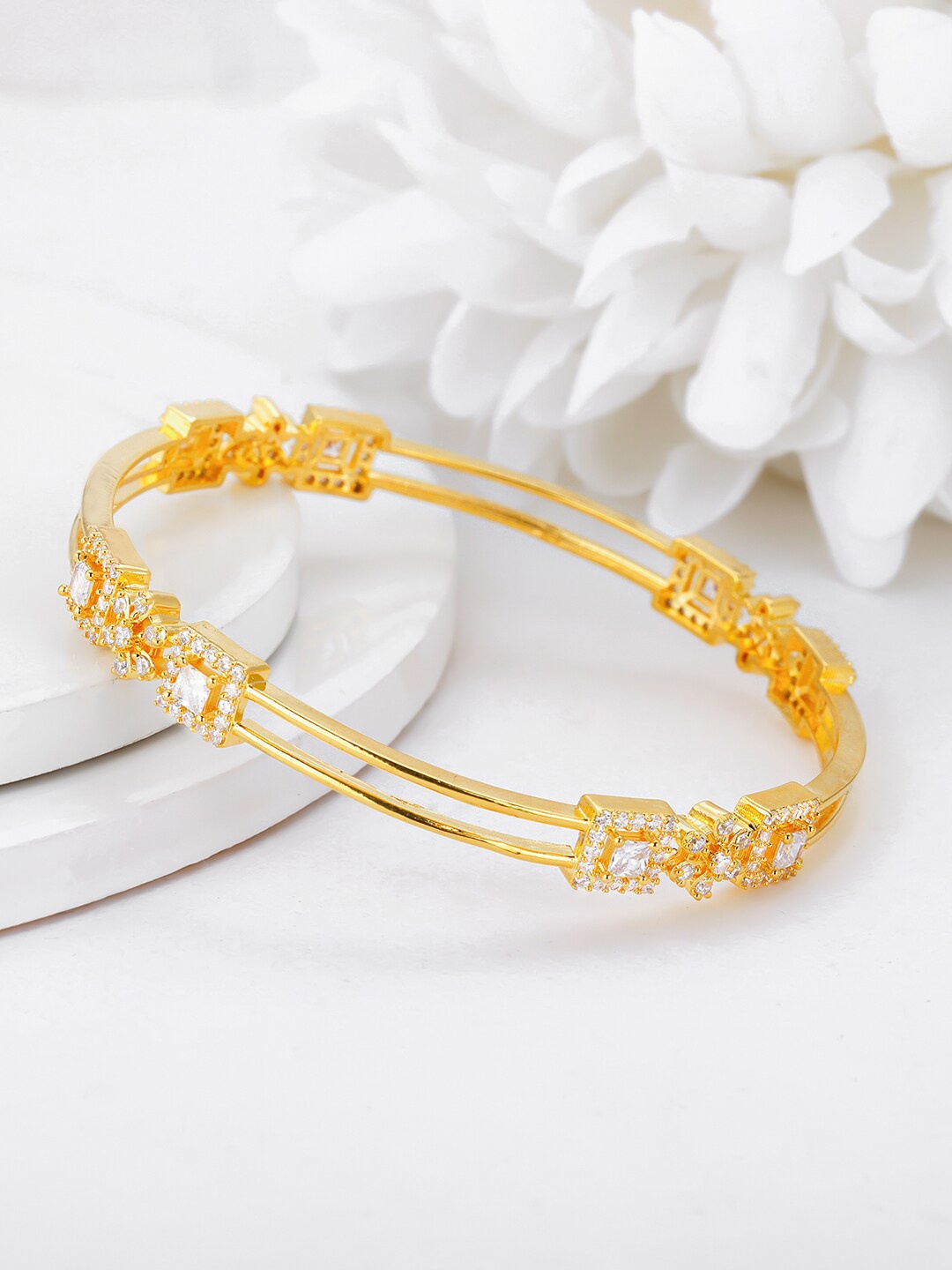 

GIVA 925 Sterling Silver Gold-Plated Stone-Studded Bangle