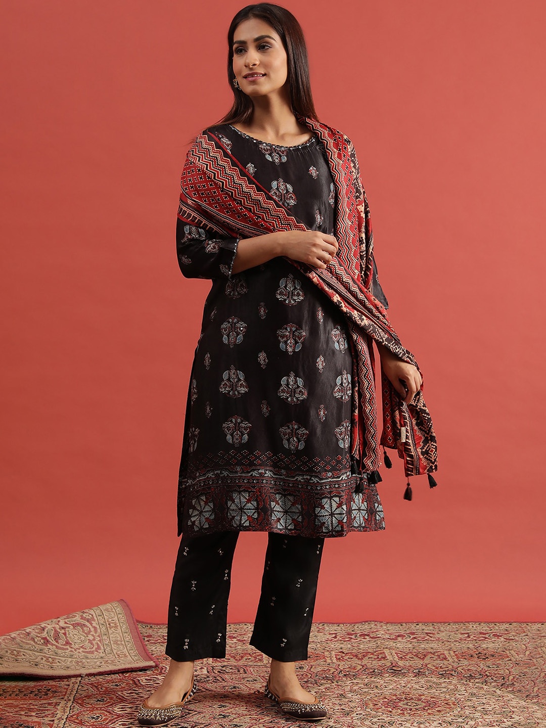 

W Ethnic Motifs Printed Round Neck A-Line Kurta, Black