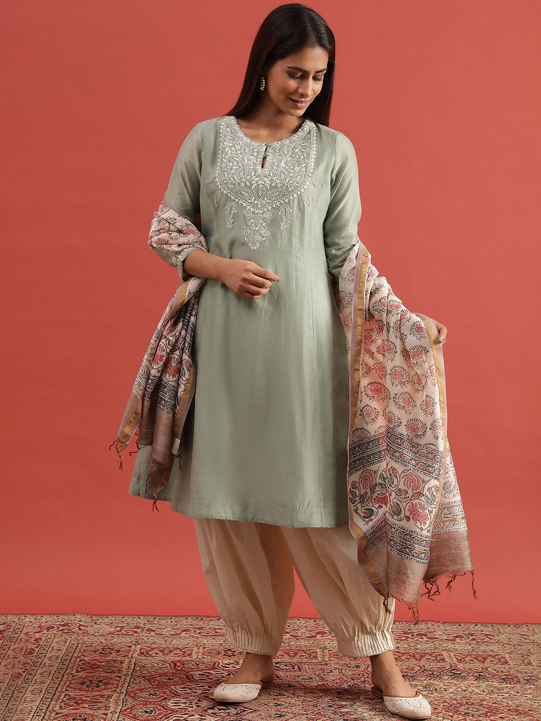 

W Green Floral Embroidered Keyhole Neck Thread Work A-line Kurta