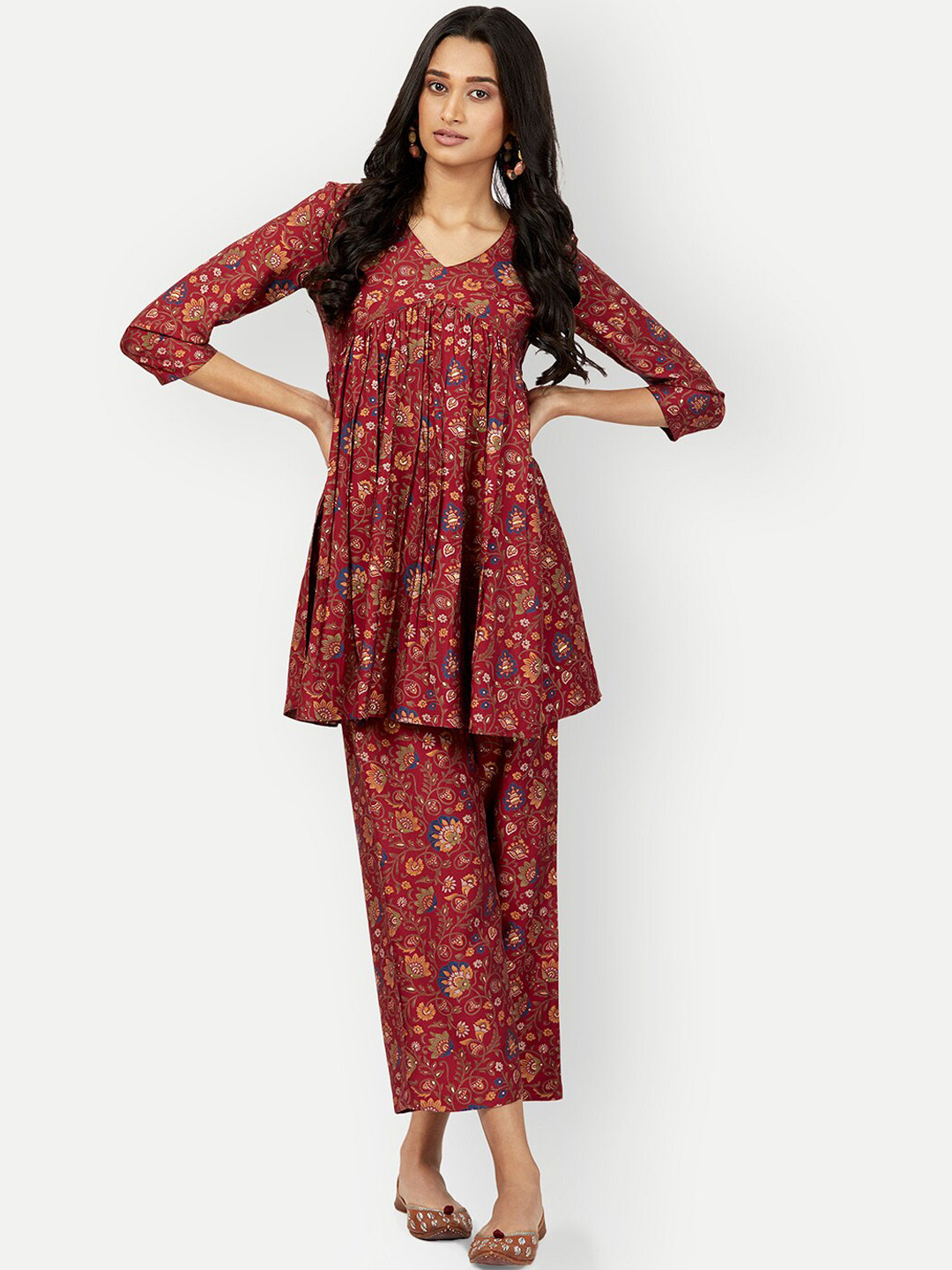 

DRESOUL Women Maroon Floral Printed Empire Kurti with Palazzos
