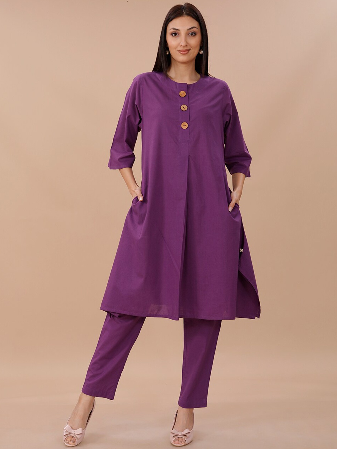 

FABNEST Pleated A-Line Pure Cotton Kurta with Pyjamas, Purple