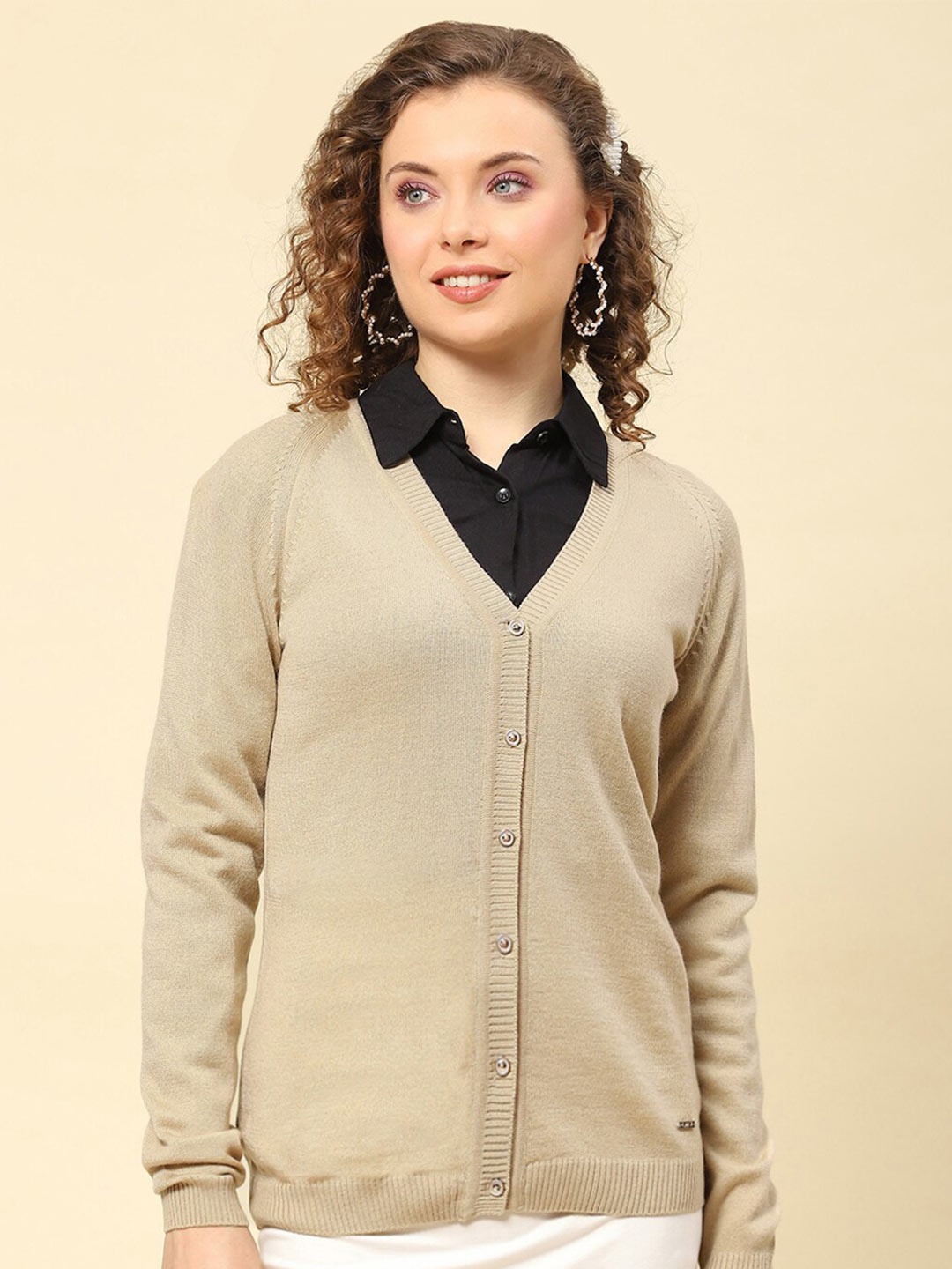 

Monte Carlo V-Neck Long Sleeve Cardigan, Beige