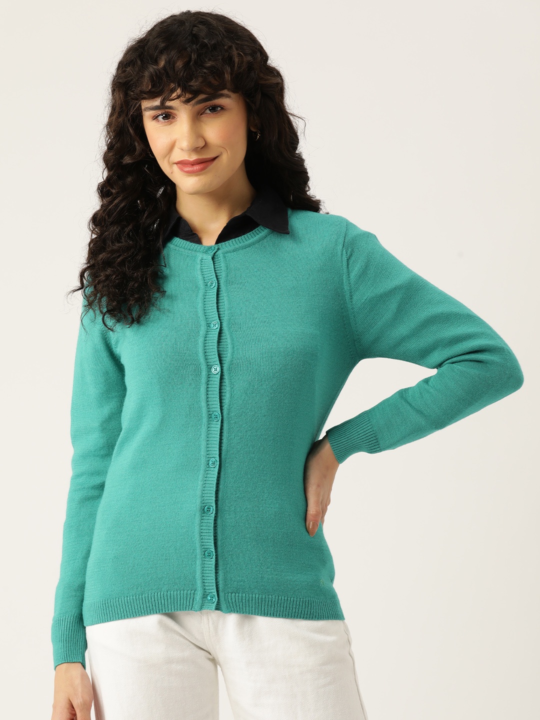 

Monte Carlo Women Solid Cardigan, Green