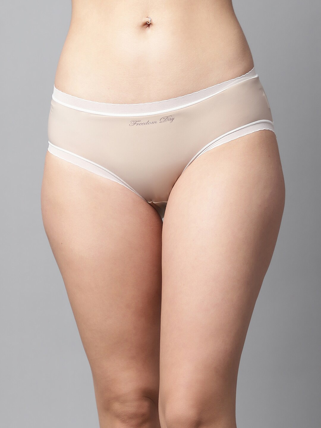 

PrettyCat Women Mid Rise Hipster Briefs, Beige